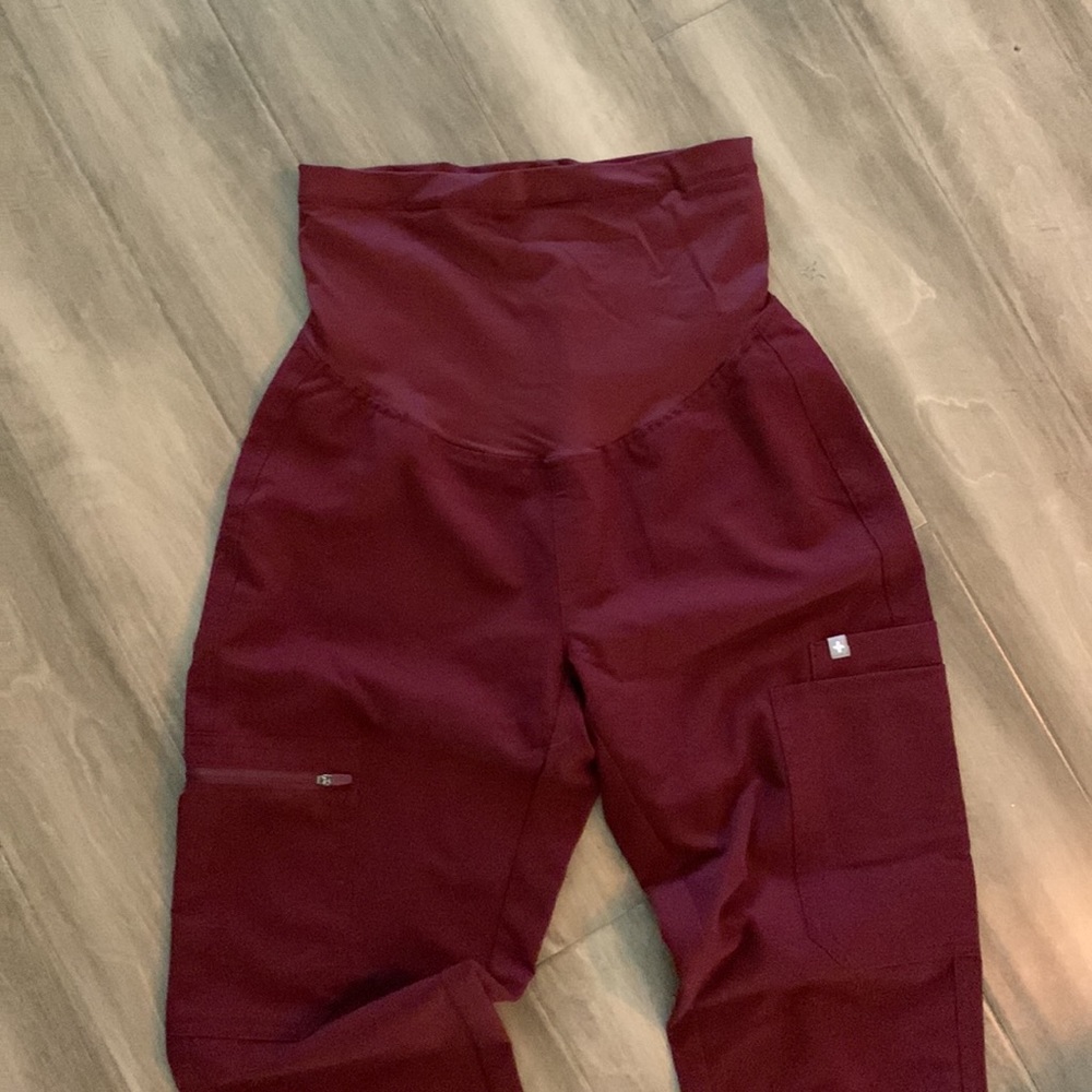 Figs maternity scrub bottoms